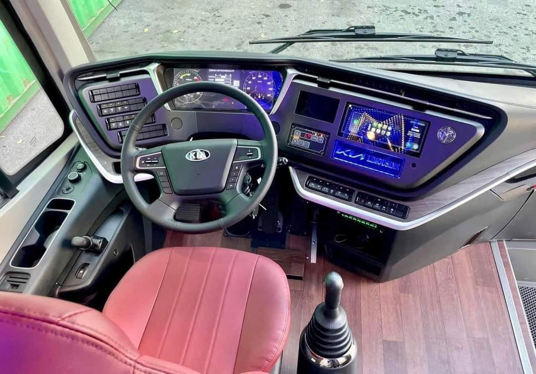 cho thuê xe Kia Granbird 45 chỗ TPHCM
