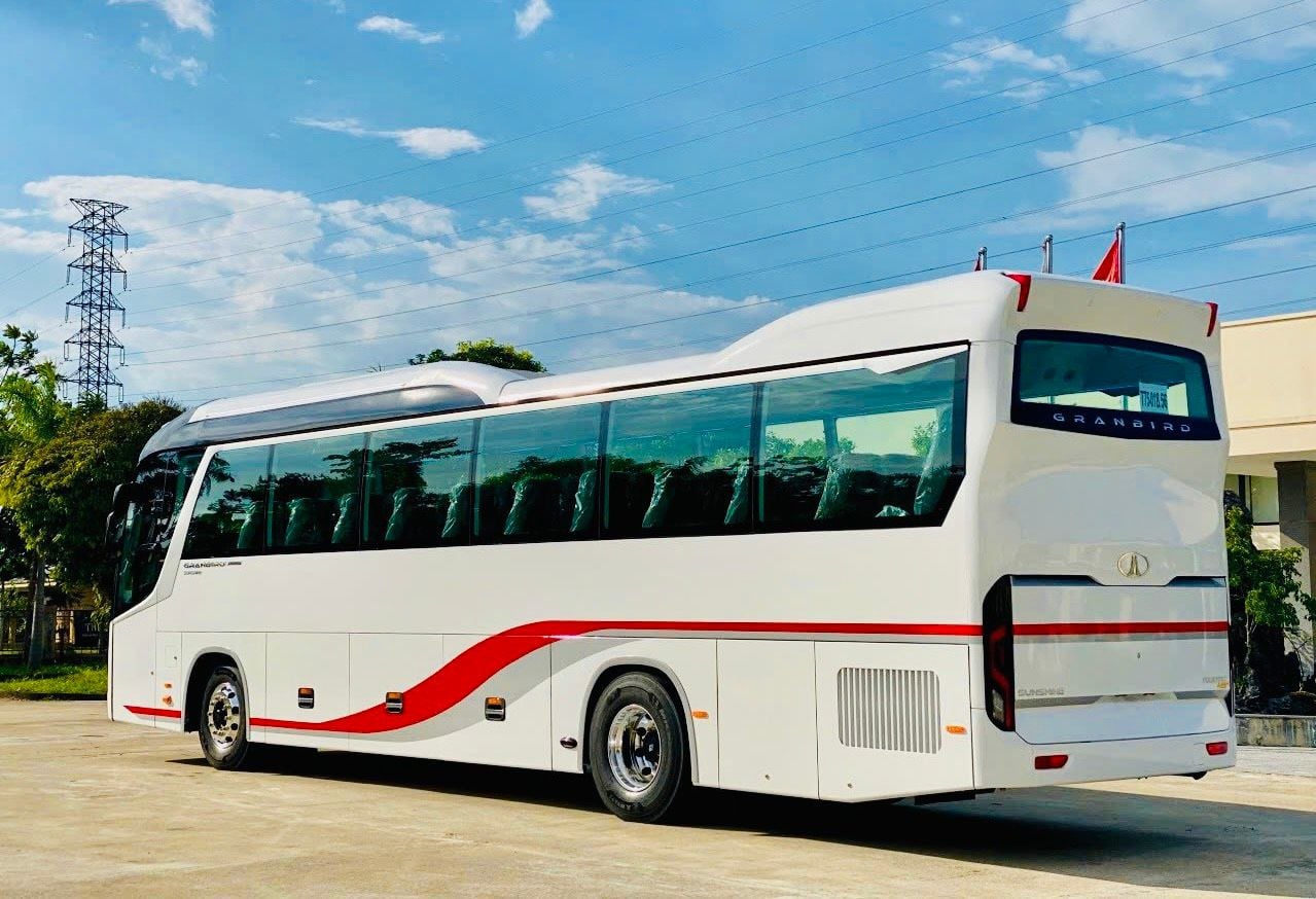 cho thuê xe Kia Granbird 45 chỗ TPHCM