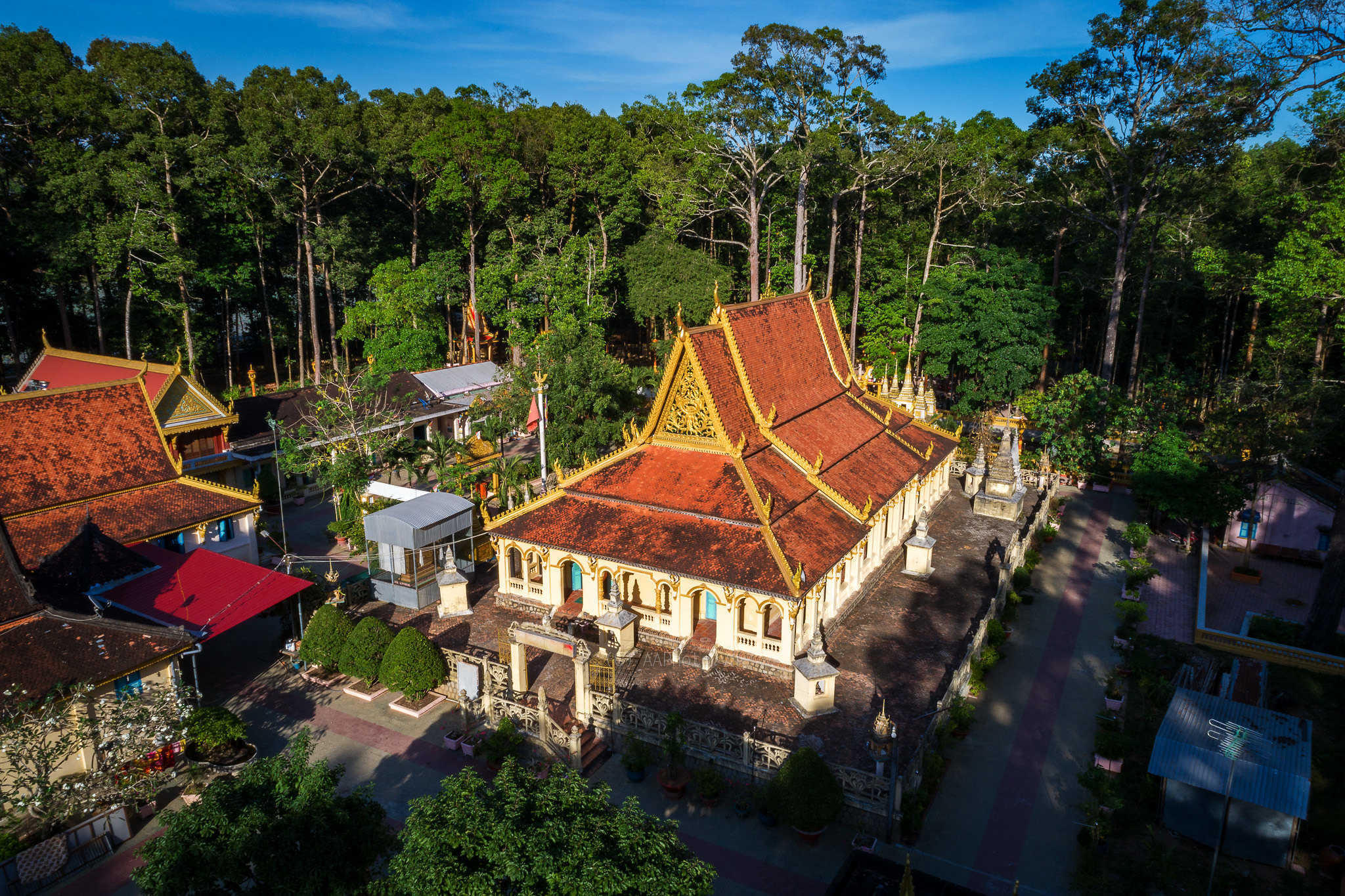 cho thuê xe TPHCM đi Trà Vinh